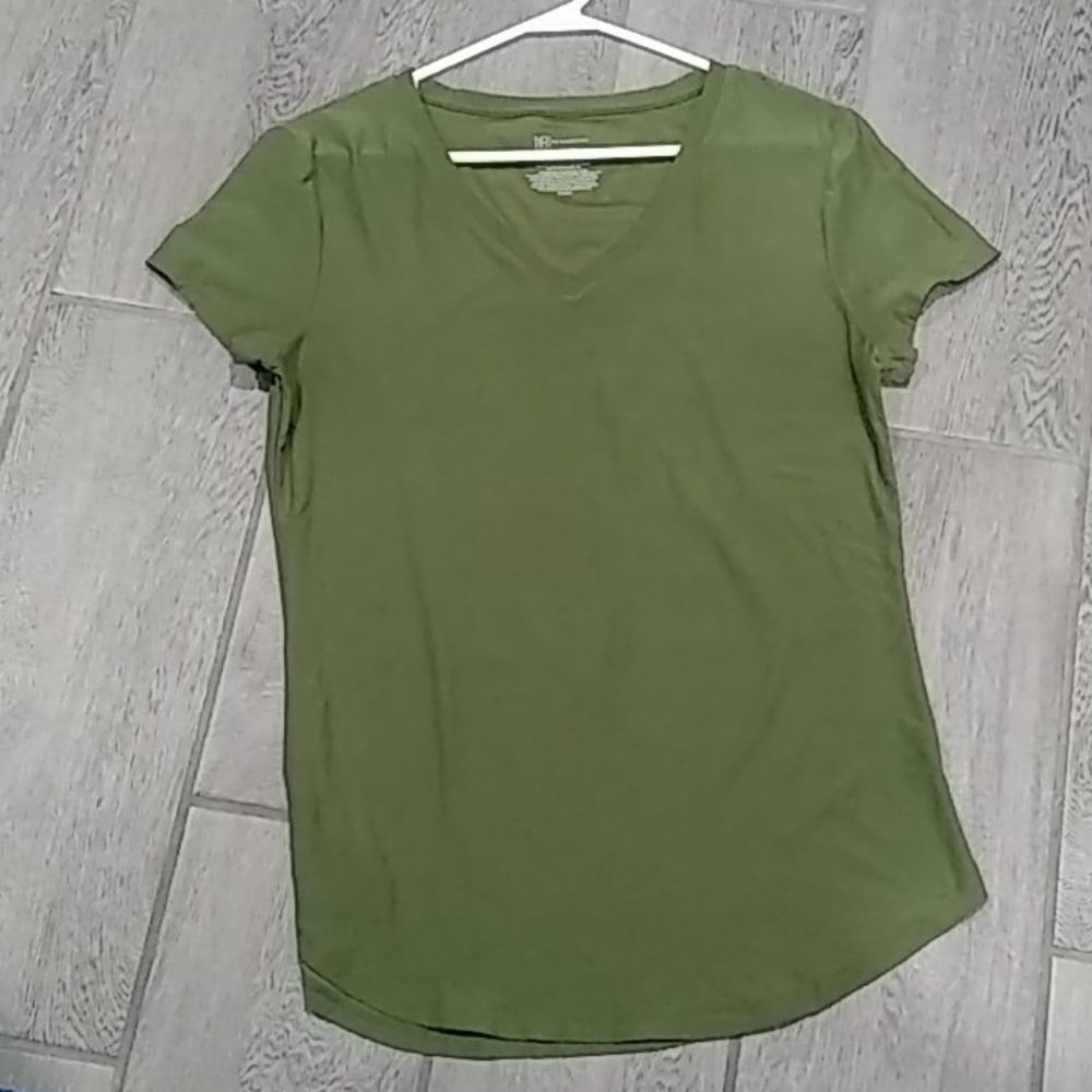 Olive green women's LG t-shirt. No boundaries.